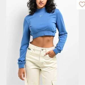 Nike Women's Sky Blue Crop Top